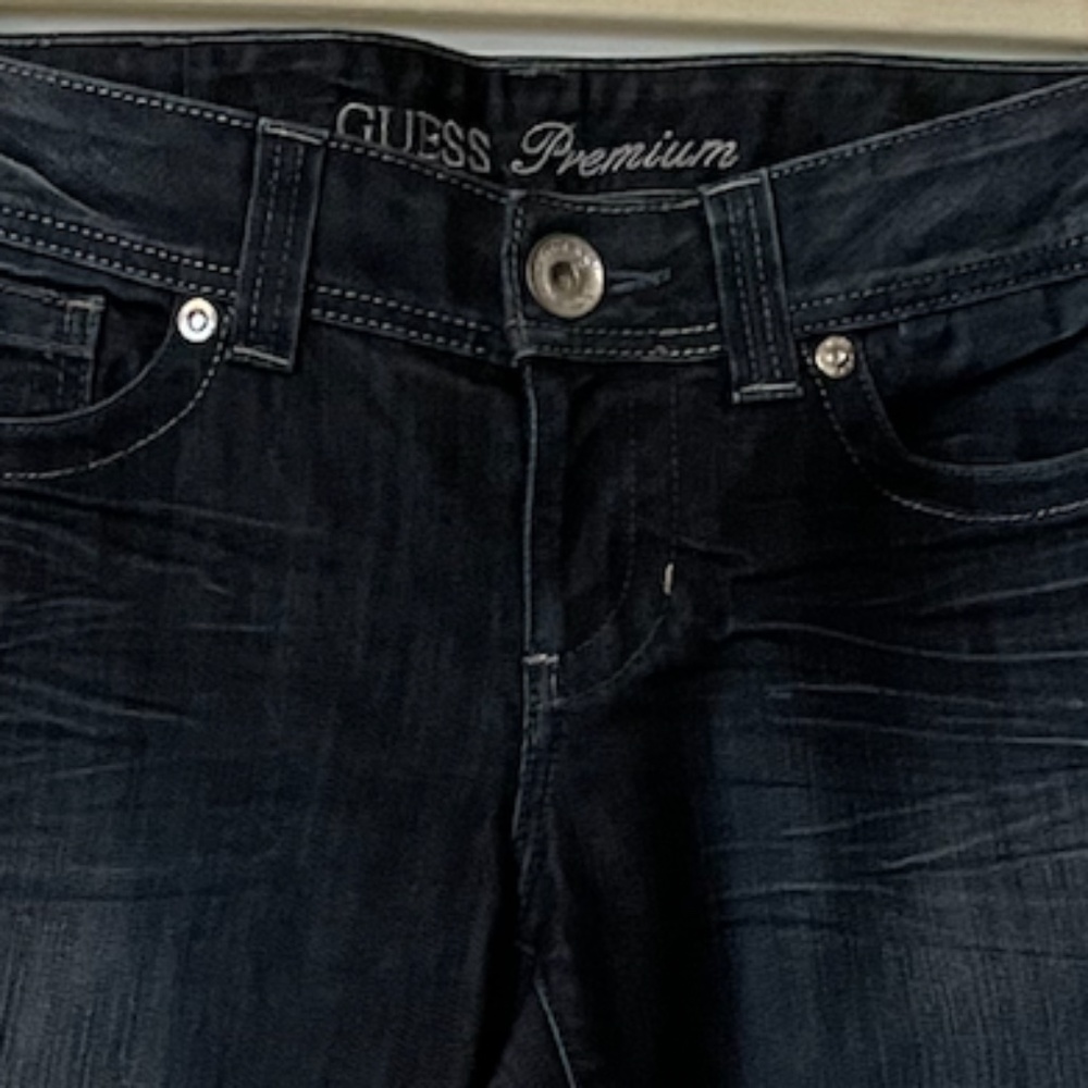 GUESS PREMIUM Dark Wash Skinny Leg Jeans - Size 30 - Picture 5 of 9